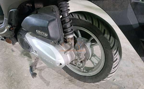 HONDA SCOOPY PRESTIGE