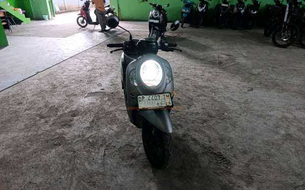 HONDA SCOOPY SPORTY