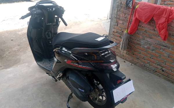 HONDA  STYLO