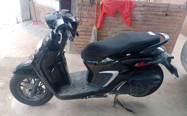 HONDA  STYLO