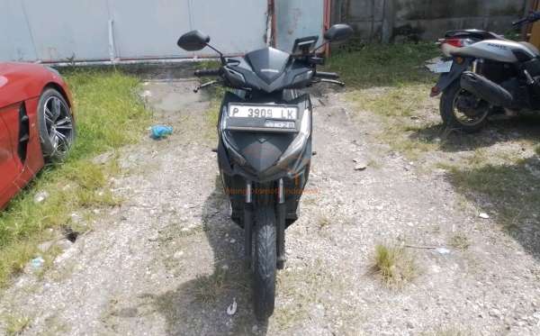 HONDA VARIO 150 SPORTY