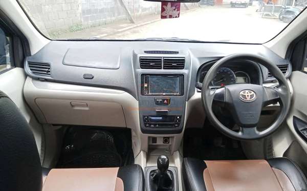 TOYOTA AVANZA E