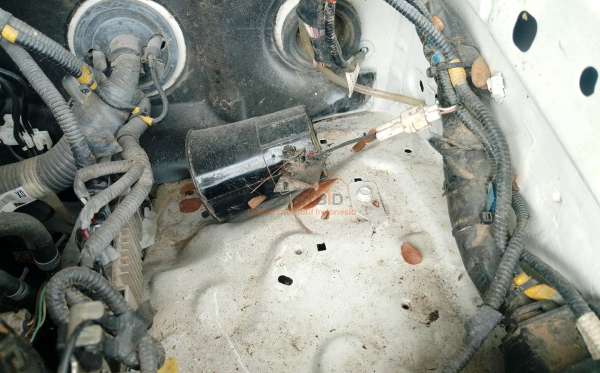 TOYOTA HILUX 2.4G DC