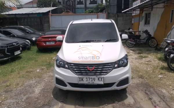 WULING CONFERO