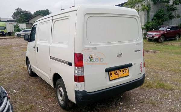 DAIHATSU GRAN MAX BLIND VAN