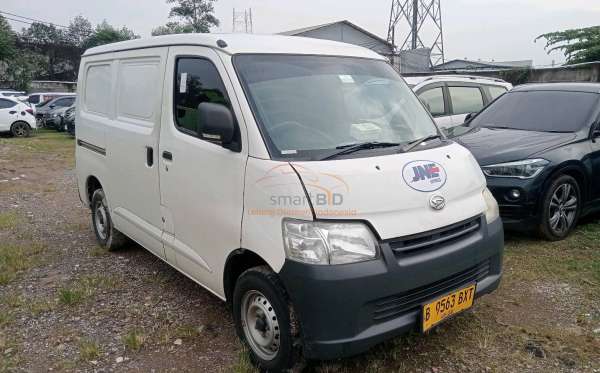 DAIHATSU GRAN MAX BLIND VAN