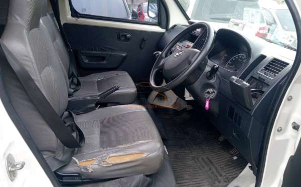 DAIHATSU GRAN MAX BLIND VAN