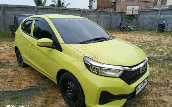 HONDA  BRIO  SATYA 1.2 E