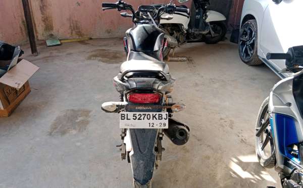 HONDA CB 150 Verza