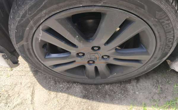 HONDA  JAZZ  GE8 1.5 E