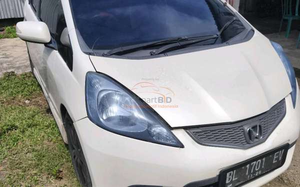 HONDA  JAZZ  GE8 1.5 E