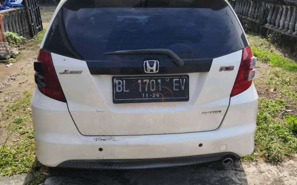 HONDA  JAZZ  GE8 1.5 E