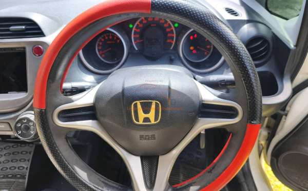 HONDA  JAZZ  GE8 1.5 E