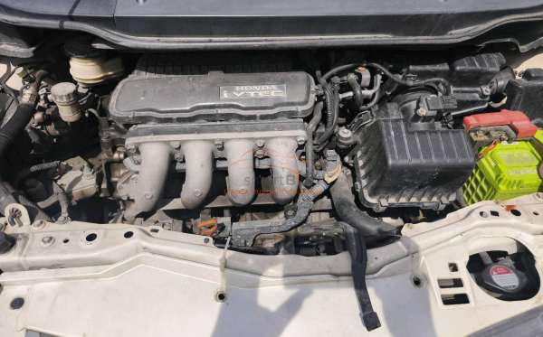HONDA  JAZZ  GE8 1.5 E