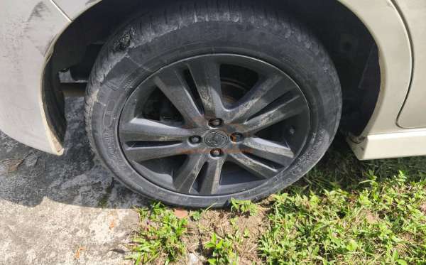 HONDA  JAZZ  GE8 1.5 E