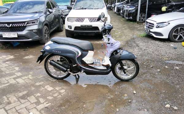 HONDA SCOOPY