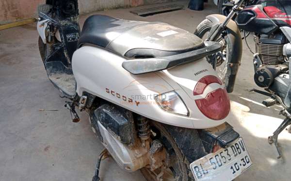 HONDA SCOOPY PRESTIGE