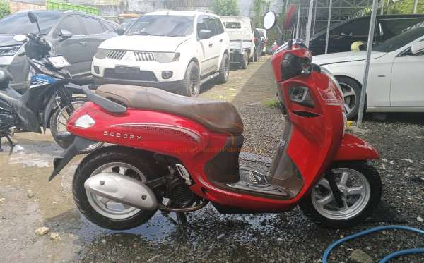 HONDA SCOOPY