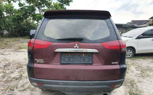 MITSUBISHI PAJERO SPORT DAKAR