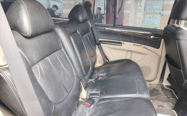 MITSUBISHI PAJERO SPORT DAKAR