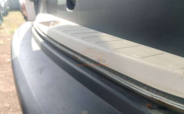 MITSUBISHI PAJERO SPORT 2.5 D EXCEED (4X2)