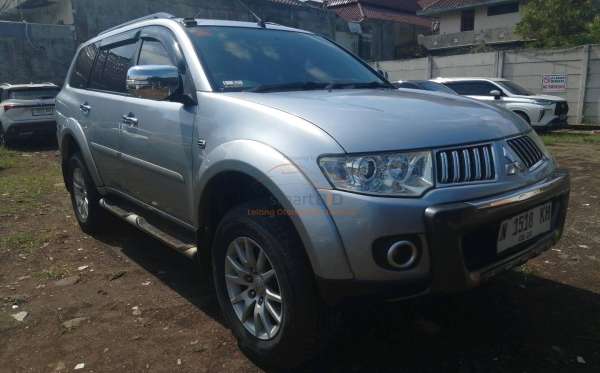 MITSUBISHI PAJERO SPORT 2.5 D EXCEED (4X2)