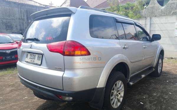 MITSUBISHI PAJERO SPORT 2.5 D EXCEED (4X2)