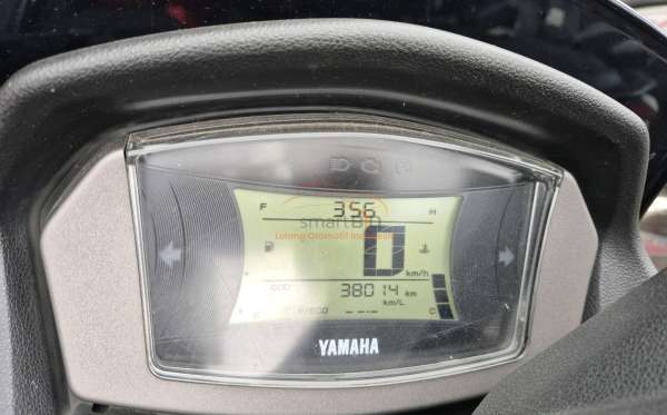 YAMAHA NMAX