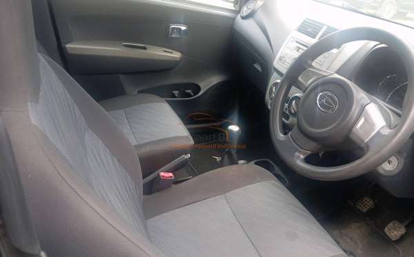 DAIHATSU AYLA 1.0 X