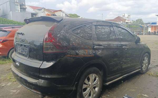 HONDA CR-V RE1 2WD 2.0 A/T