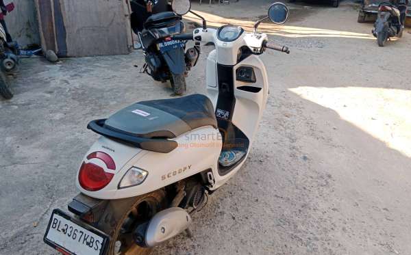 HONDA SCOOPY PRESTIGE