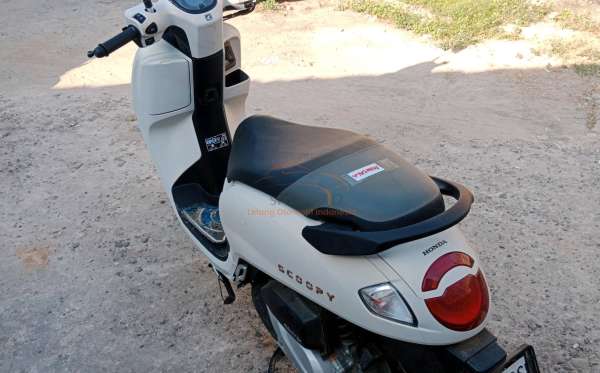 HONDA SCOOPY PRESTIGE