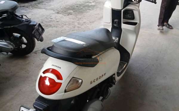 HONDA  SCOOPY