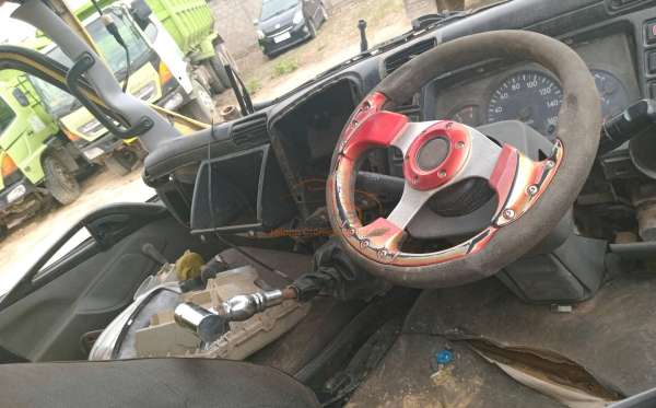 MITSUBISHI FE 74 HD 125 PS