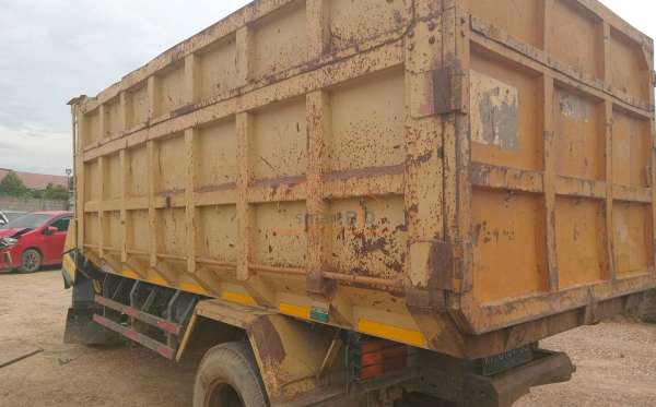 MITSUBISHI FE 74 HD 125 PS