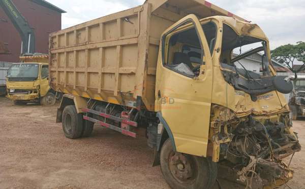 MITSUBISHI FE 74 HD 125 PS