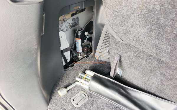 MITSUBISHI PAJERO SPORT DAKAR