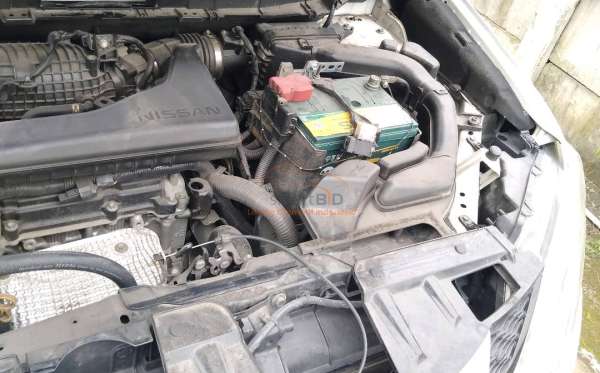 NISSAN X TRAIL 2.5