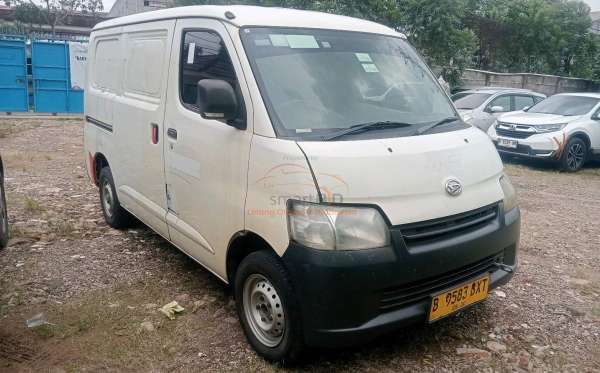 DAIHATSU GRAN MAX BLIND VAN