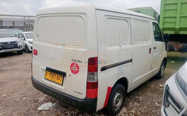 DAIHATSU GRAN MAX BLIND VAN