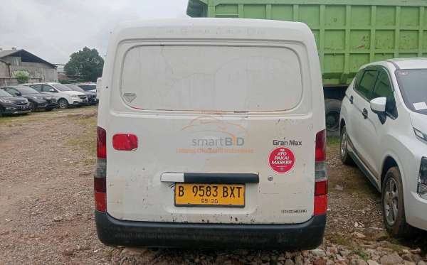 DAIHATSU GRAN MAX BLIND VAN