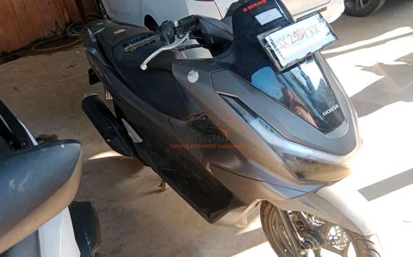 HONDA  PCX 160