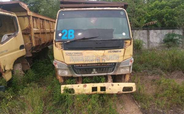 MITSUBISHI  FE  74 HDV