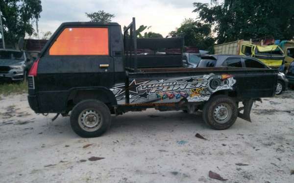 MITSUBISHI L300 PU FB-R (4X2)