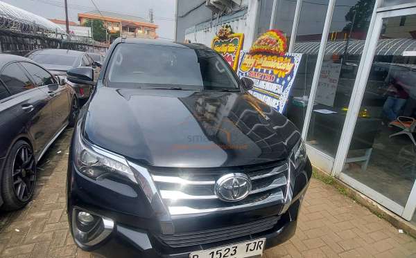 TOYOTA FORTUNER