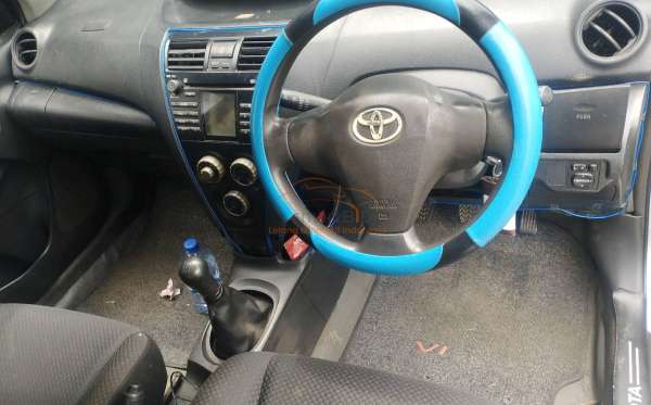 TOYOTA VIOS E