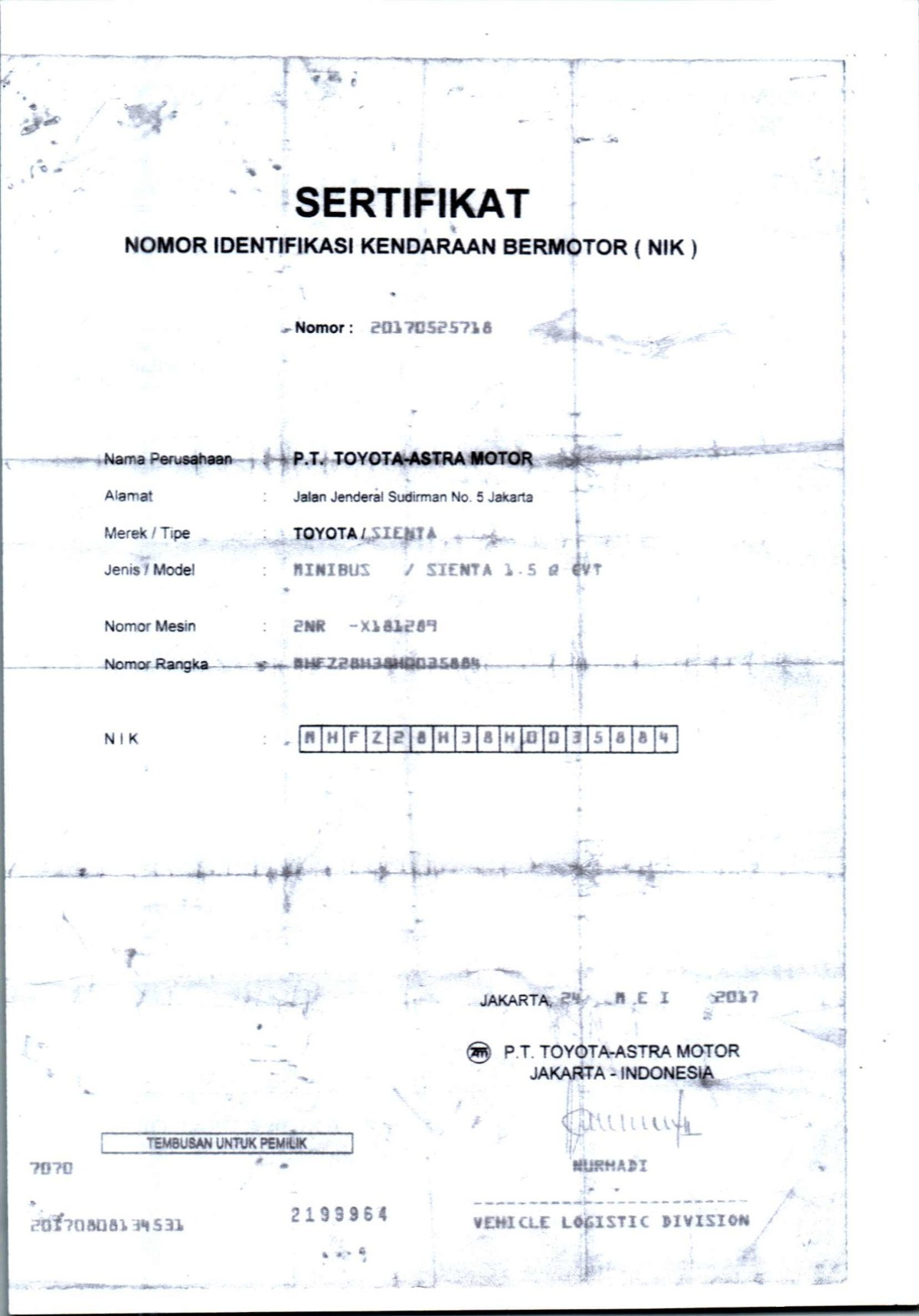 TOYOTA  SIENTA  1.5 Q