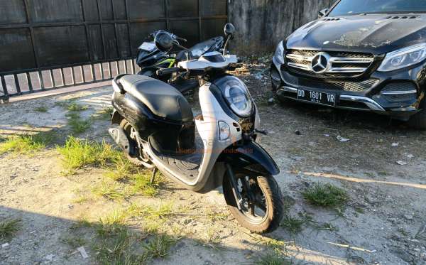 HONDA SCOOPY