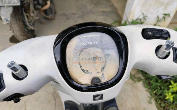 HONDA SCOOPY PRESTIGE