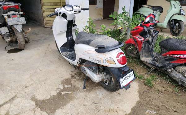 HONDA SCOOPY PRESTIGE